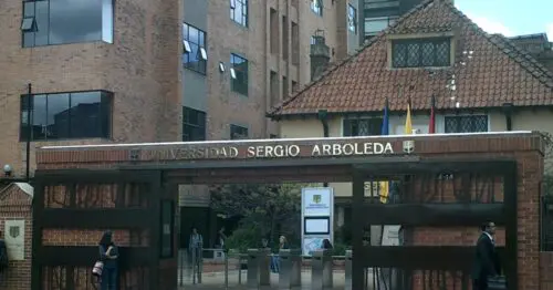 CAJERO CORPBANCA UNIVERSIDAD SERGIO ARBOLEDA CAJERO CORPBANCA UNIVERSIDAD SERGIO ARBOLEDA